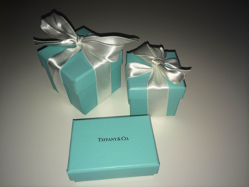 Tiffany & Co. (NYSE:TIF) Takeover To Cost LVMH $400 Million Less